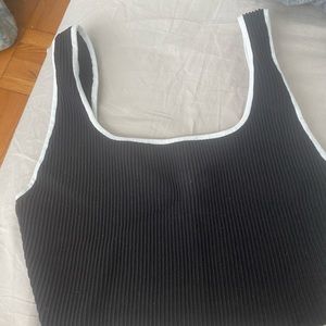 Aritzia sculpt knit crop top